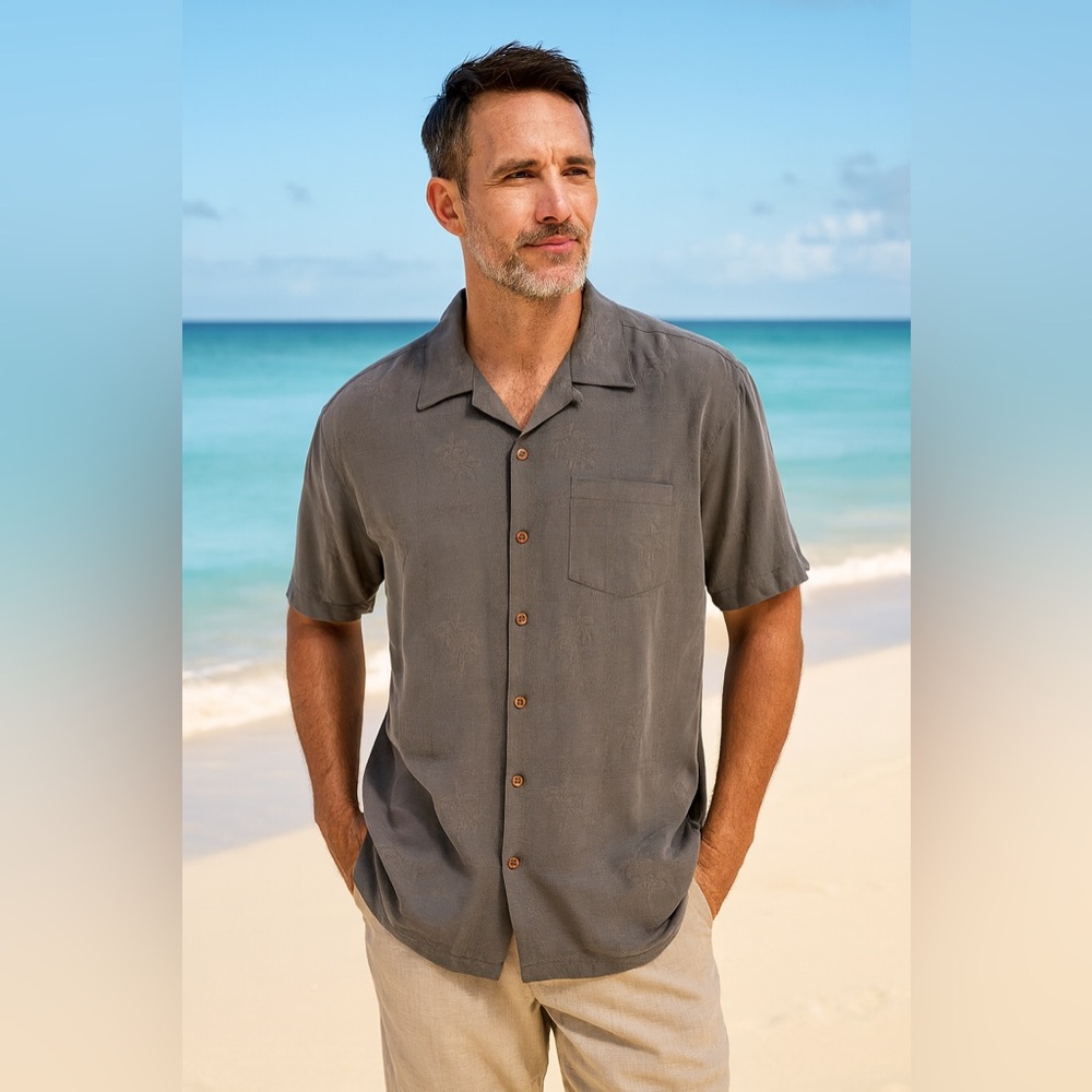 Quiksilver Men's greyish green Button Down Shirt